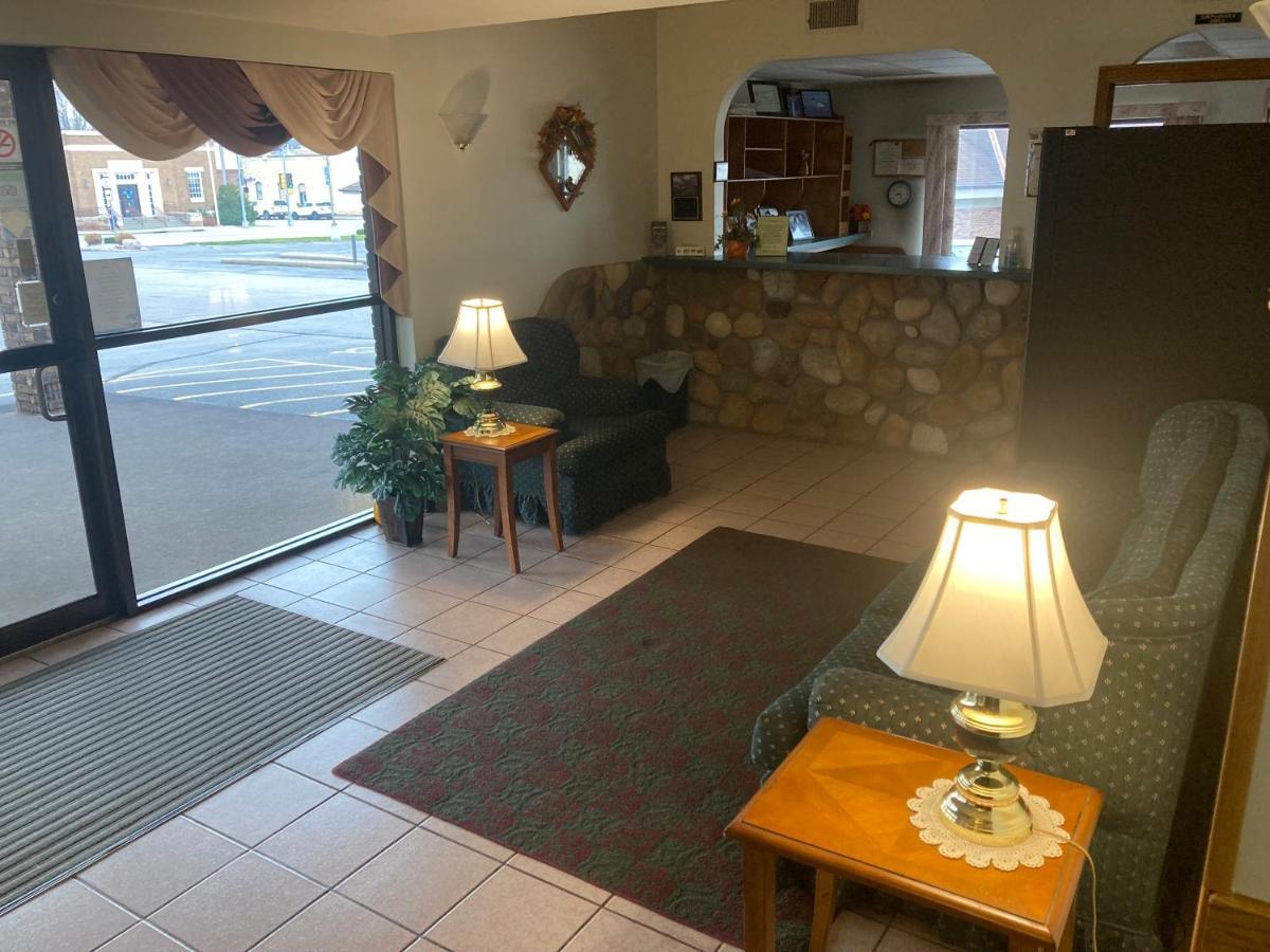 Landmark Motel Clintonville Eksteriør bilde