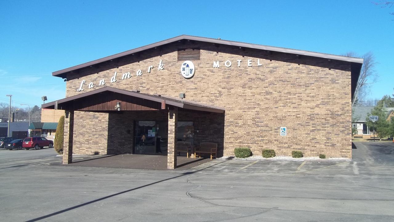 Landmark Motel Clintonville Eksteriør bilde